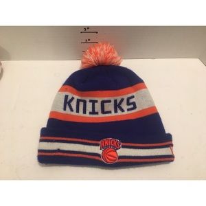 New Era hardwood classic NBA New York Knicks beanie hat